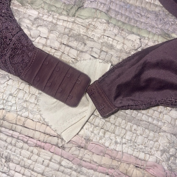 Victoria’s Secret Plum Body By Victoria Perfect Shape Lace Front Padded Bra - Picture 4 of 6